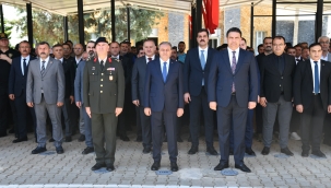 Şanlıurfa'da "Şanlı" Unvanının 42. Yılı: Şehitlikte Anlamlı Tören