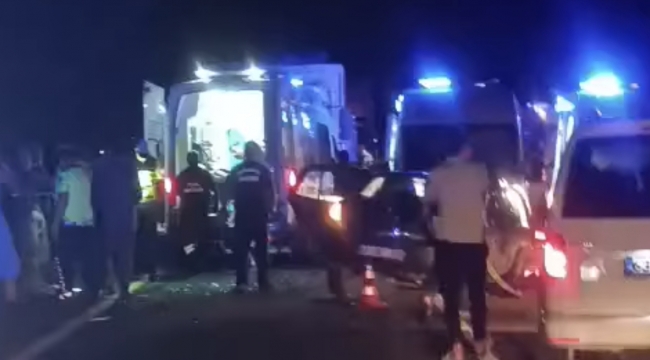 Suruç'ta İki Otomobil Çarpıştı: 2 Ölü, 6 Yaralı