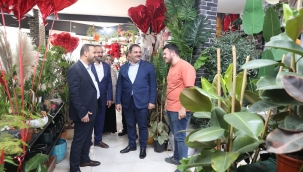 Başkan Canpolat'tan Teşkilat Buluşması Ve Esnaf Ziyareti