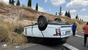 Birecik Yolunda Feci Kaza Ucuz Atlatıldı