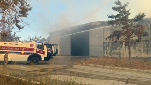 Jandarma TOMA'sı Yangına Girdi! Alevlerin Yayılması Önledi