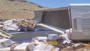 Şanlıurfa'da Sıvı Yağ Yüklü Tır Devrildi! Çevre Yolu Bir Süre Trafiğe Kapandı