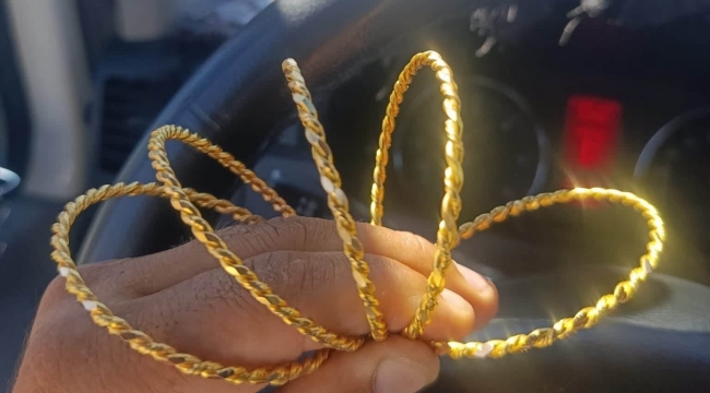 Suruç'ta Bulduğu Altınları Sahibine Teslim Etti