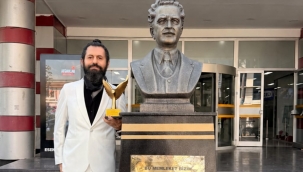 Akif Manaf Sağlık ve Barış Ödülü Nâzım Hikmet'e İthaf Edildi