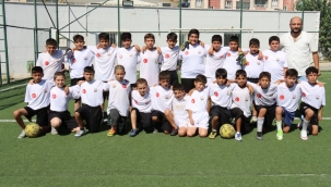 Çocukların Yaz Tatili Gençlik Merkezlerinde Renkleniyor