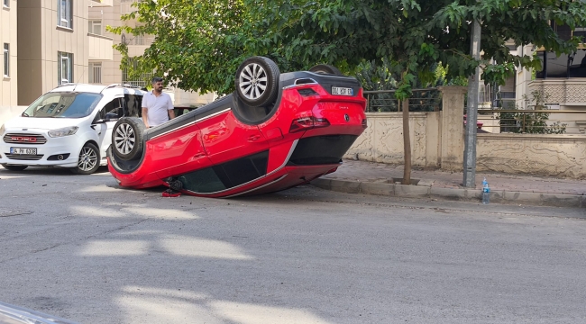 Karaköprü'de Feci Kaza: Otomobil Takla Attı, 3 Yaralı