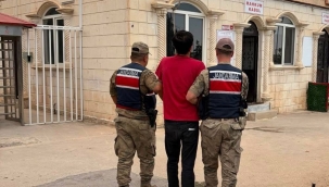 Şanlıurfa'da Firariler Tek Tek Yakalanıyor! 2 Hükümlü Cezaevine Teslim Edildi