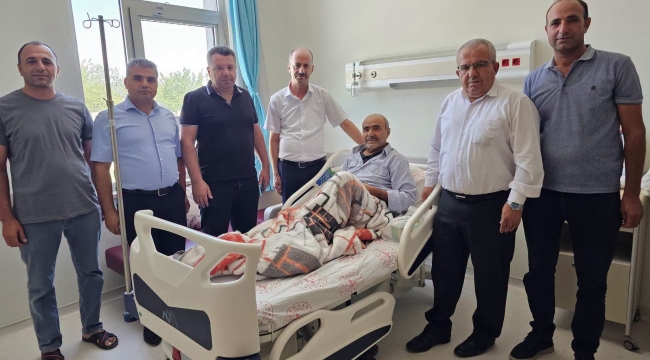 Şanlıurfa'da Şehit Babası Hastanede Ziyaret Edildi