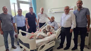 Şanlıurfa'da Şehit Babası Hastanede Ziyaret Edildi