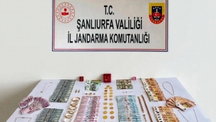 Şanlıurfa'da Şüphe Üzerine Durduruldular! Araçtan Servet Değerinde Altın Çıktı