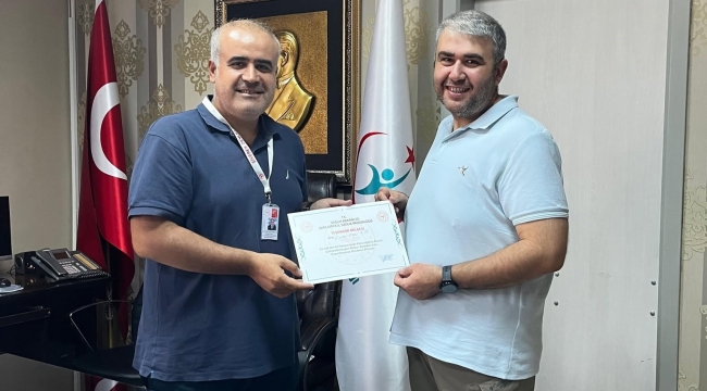 Siverek'te Görev Süresi Doldu! Uzman Doktor İçin Anlamlı Veda