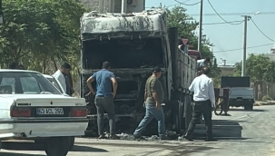 Suruç'ta Facianın Eşiğinden Dönüldü! Alevler Tırı Küle Çevirdi