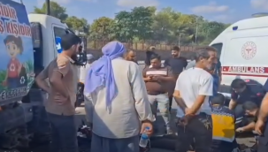 Viranşehir'de Sabah Saatlerinde Korkutan Kaza! Belediye Aracına Çarptı