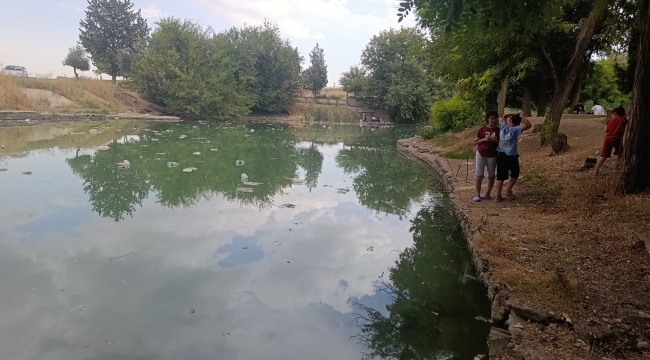 Bir Dönemin Gözde Mesire Alanı Şimdi Çöplerle Anılıyor