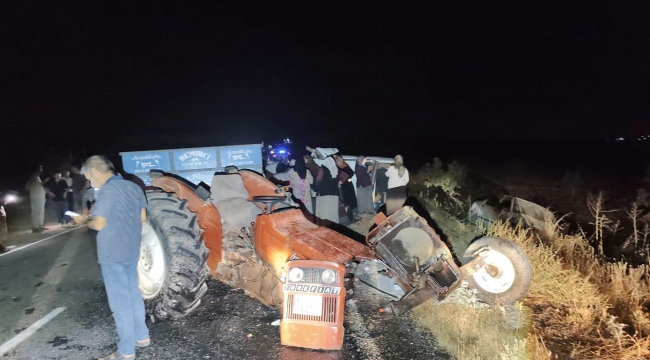 Çarpışmanın Şiddeti Korkunçtu! Şanlıurfa'da Traktör İkiye Bölündü, 5 Yaralı