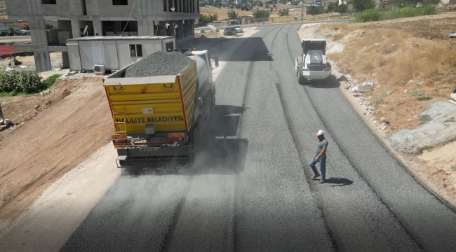 Haliliye Belediyesi, Dağeteği Mahallesi'ni Asfaltla Yeniliyor