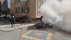 Karaköprü'de Park Halindeki Otomobilde Yangın Paniği