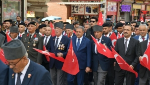 Şanlıurfa'da Gazilere Vefa Yürüyüşü! Kent Protokolü de Katıldı