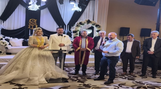 Şanlıurfa'da Yıldırım ve Akar ailelerinin mutlu günü