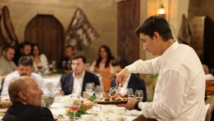 Şanlıurfa'nın Kültürel Zenginlikleri Azerbaycan'da Tanıtılıyor