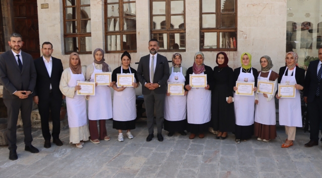 Unutulmaya Yüz Tutan Urfa Lezzetleri Genç Kuşaklara Aktarılıyor