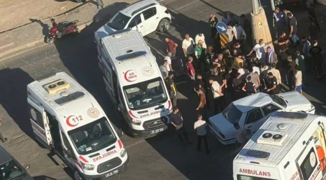Viranşehir'de Feci Kaza: Aynı Aileden 2'si Çocuk 5 Kişi Yaralandı.