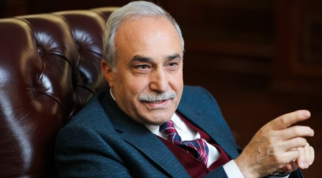 Ahmet Eşref Fakıbaba'dan Sürpriz İstifa! 