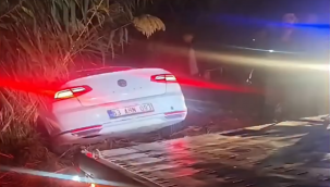 Akçakale Yolunda Kaza! Çarpışan Araçlardan Biri Şarampole Savruldu
