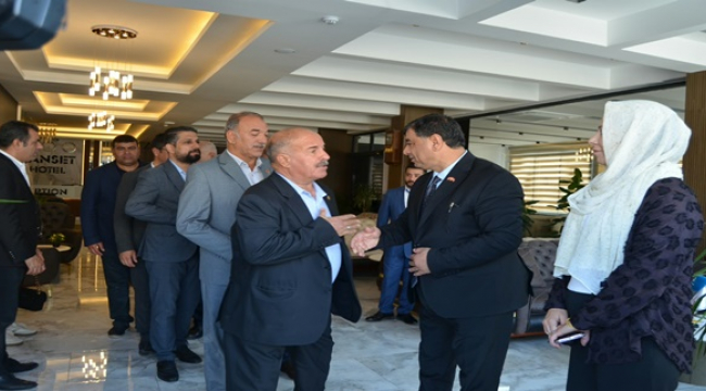 Anavatan Partisi'nden Şanlıurfa'da Muhtarlara Anlamlı Jest