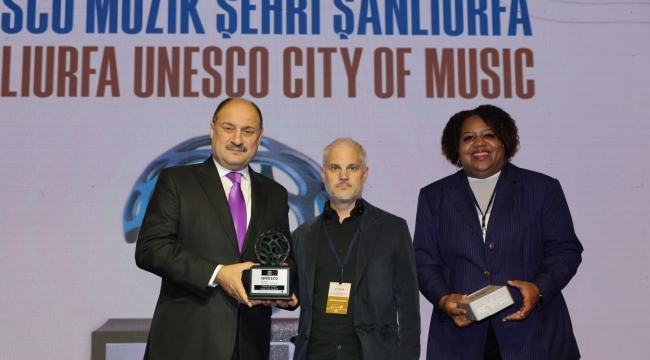 Başkan Gülpınar, Unesco Müzik Küresi'ni Kansas City'ye Devretti