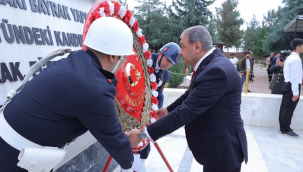 Cumhuriyet'in 103'üncü Yılı Şanlıurfa'da Törenle Başladı