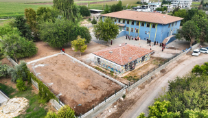 Harran'da 3 Mahalleye Halı Saha, Basketbol Ve Voleybol Sahası Müjdesi 