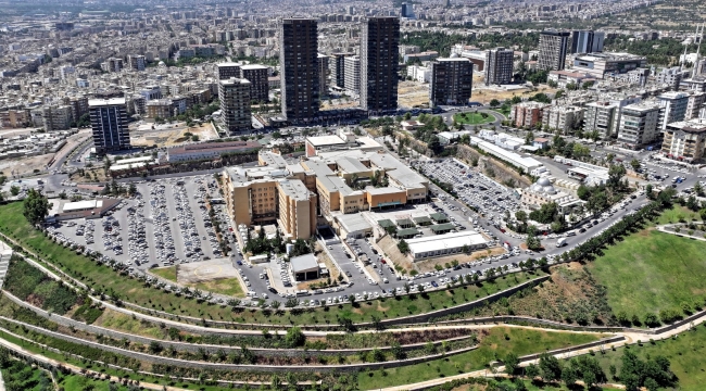 Şanlıurfa'da 60 Yaşındaki Hastaya Minimal Kesiyle Kalp Ameliyatı