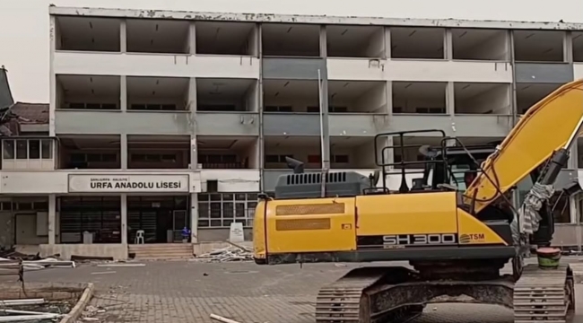 Şanlıurfa'da Bir Devir Kapanıyor! Tarihi Okul Yenileniyor