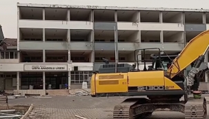 Şanlıurfa'da Bir Devir Kapanıyor! Tarihi Okul Yenileniyor