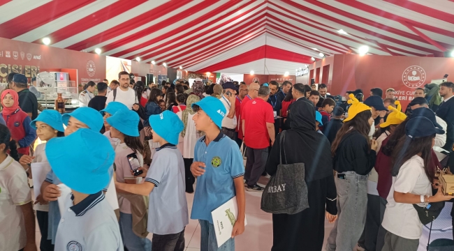 Şanlıurfa'da Bugün Bu Uçaklar Gökyüzünde Olacak! TEKNOFEST Programı Açıklandı