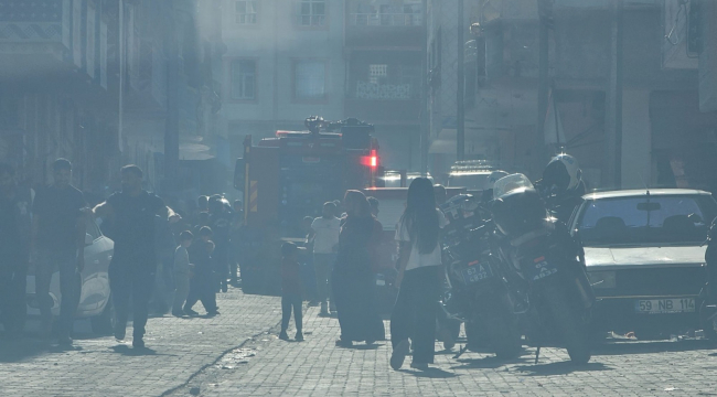 Şanlıurfa'da Yangın Faciasının Eşiğinden Dönüldü: 5 Kişi Etkilendi