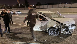 Şanlıurfa-Diyarbakır Yolunda Feci Kaza! 3 Kişi Yaralandı