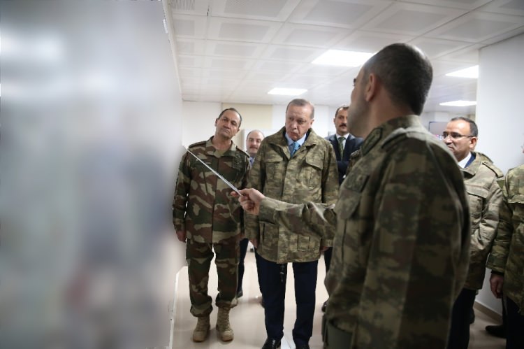Cumhurbaşkanı Recep Tayyip Erdoğan Suriye sınırında