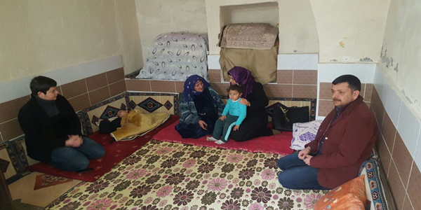 Eyyübiye Belediyesi Yardıma Muhtaç Ailelere El Uzatmaya Devam Ediyor