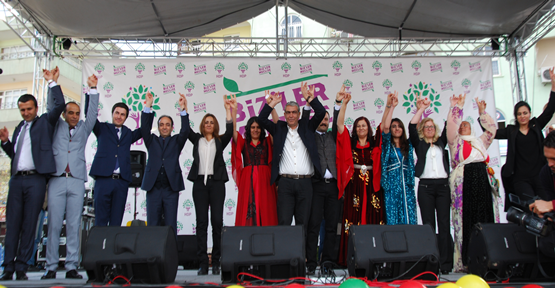 HDP,Yağmurun Altında  Adaylarını Tanıttı