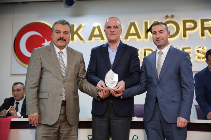 Karaköprü Belediyespor'da Yeni Başkan Ahmet Kenan Kayral Oldu