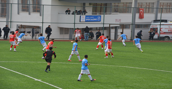 Karaköprü Pertekspor'u 4-0 yendi