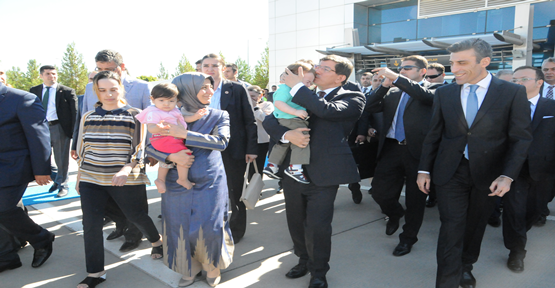 Rehinler Başbakanla Ankara'ya gitti