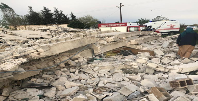 Şanlıurfa'da İnşaat Çöktü 1 Ölü 3 Yaralı