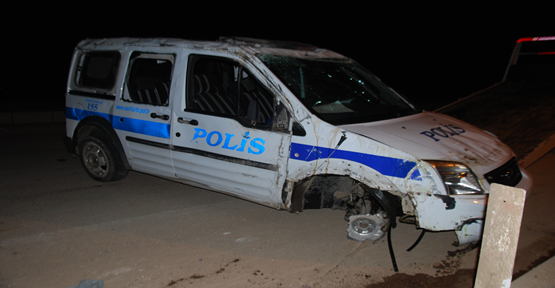 Şanlıurfa'da Polis aracı kaza yaptı, 2 yaralı