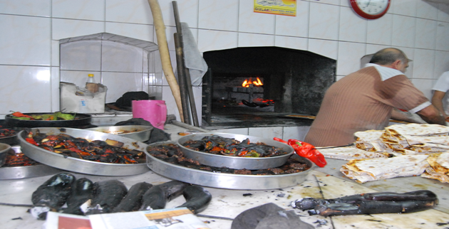 Şanlıurfa'daki fırıncıların sıcak ile imtihanı