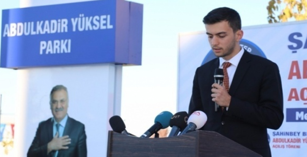 Şanlıurfalı Abdulkadir Yüksel'in oğlu Müslüm Yüksel Gaziantep'te Milletvekili Oldu