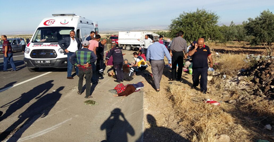 Urfa'da feci kaza 2 ölü 20 yaralı