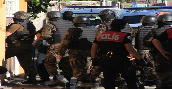 Urfa'da IŞİD operasyonu:16 gözaltı